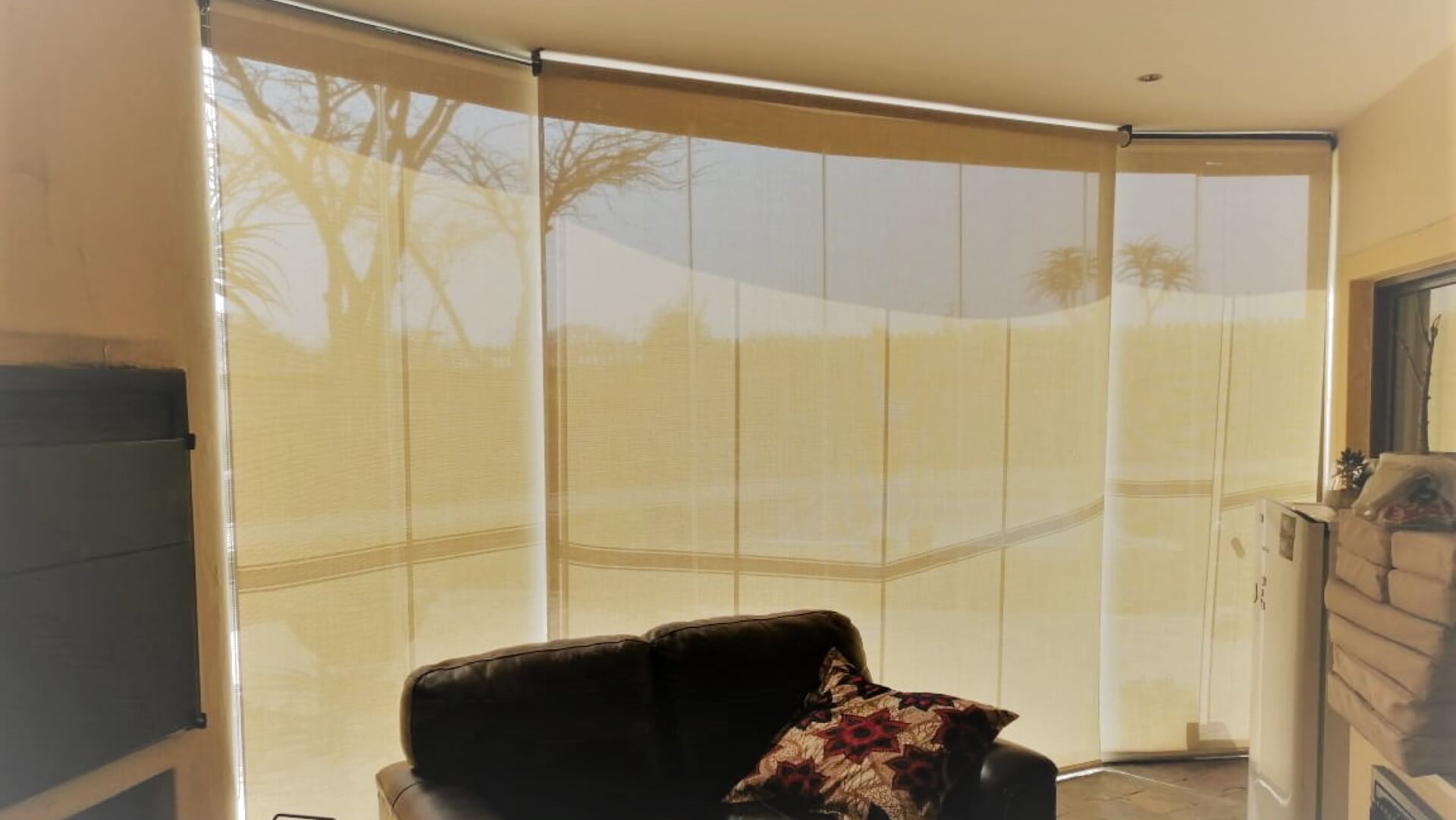 Motorized Blinds - The Blinds Factory